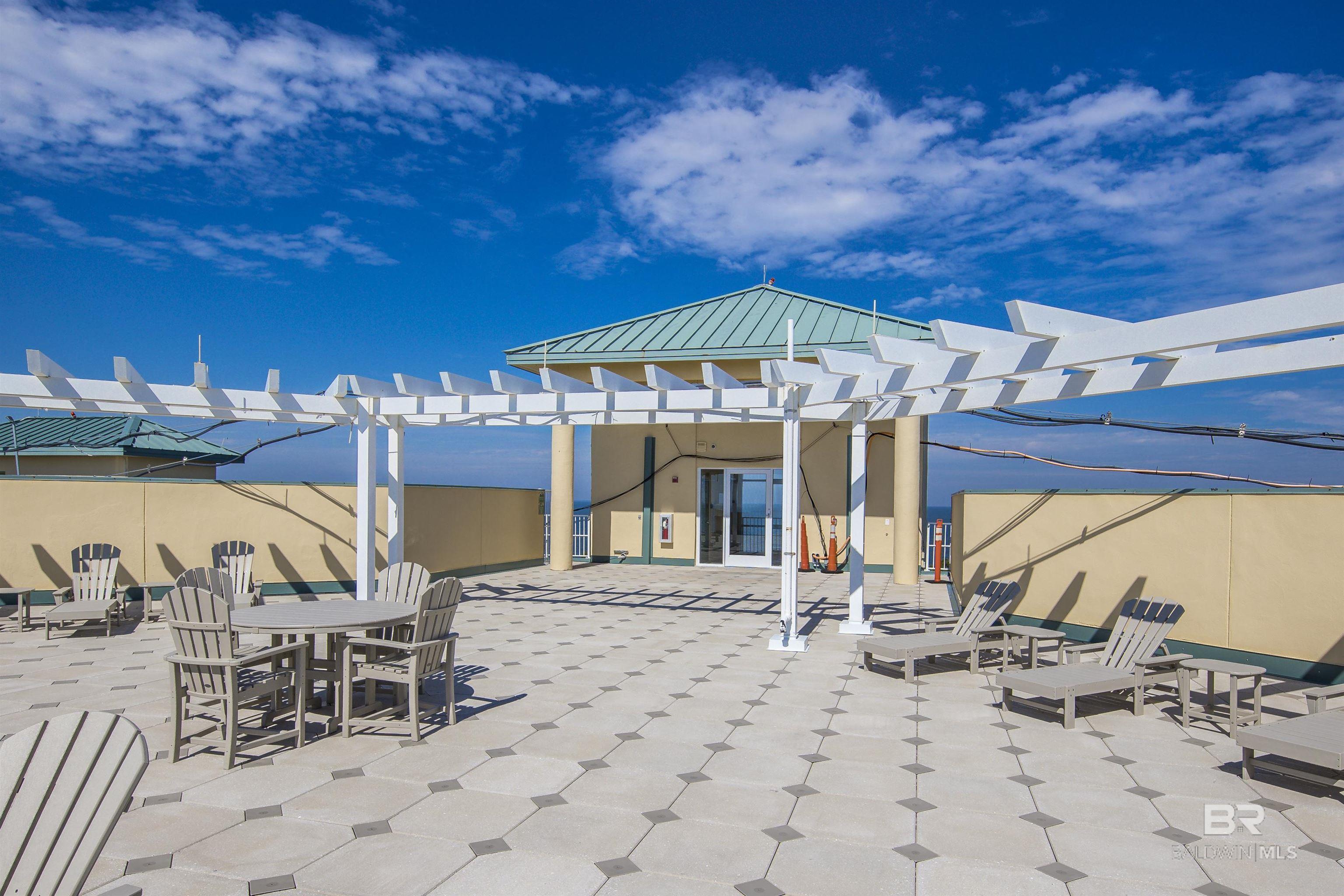 453 Dune Drive 404
