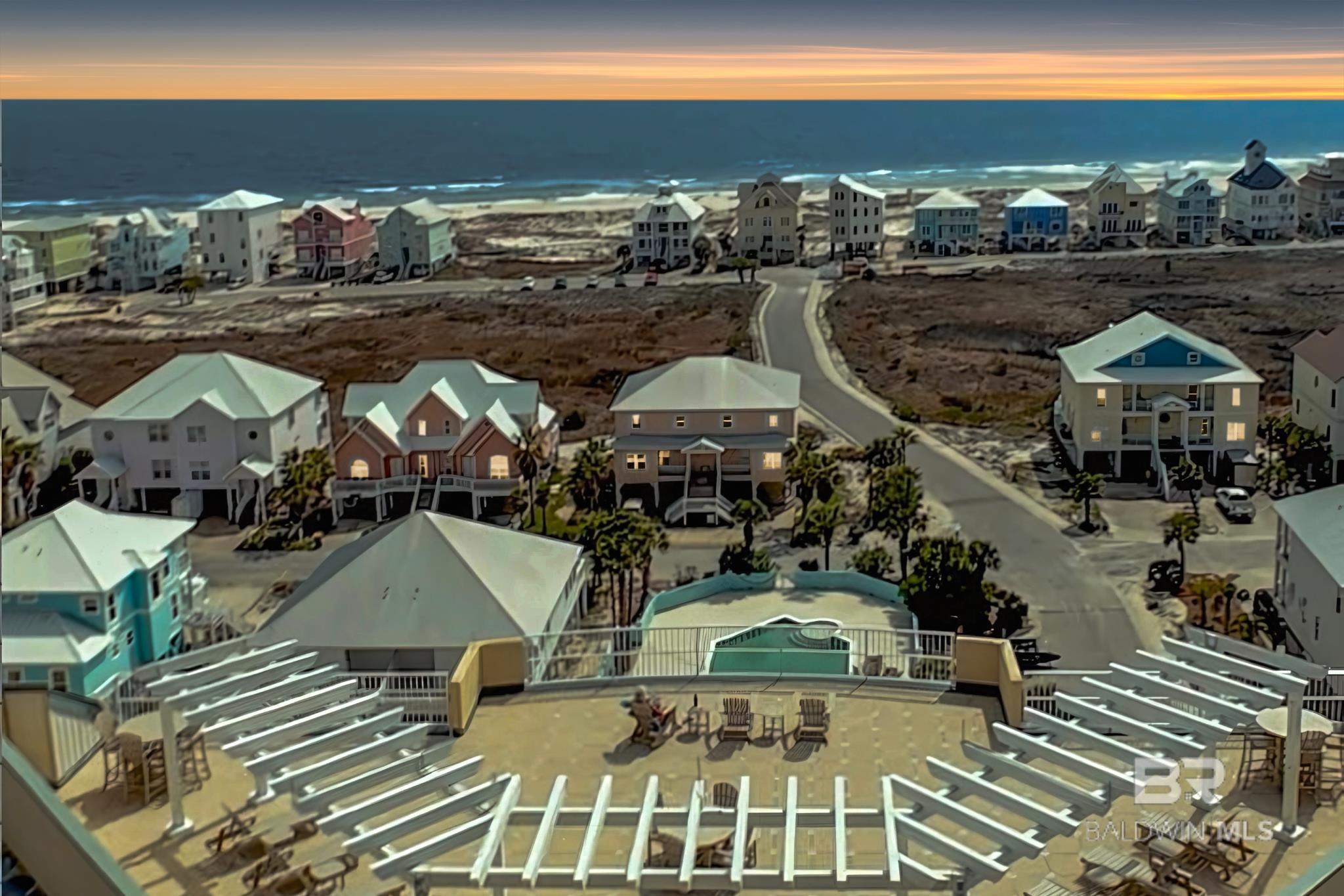 453 Dune Drive 404