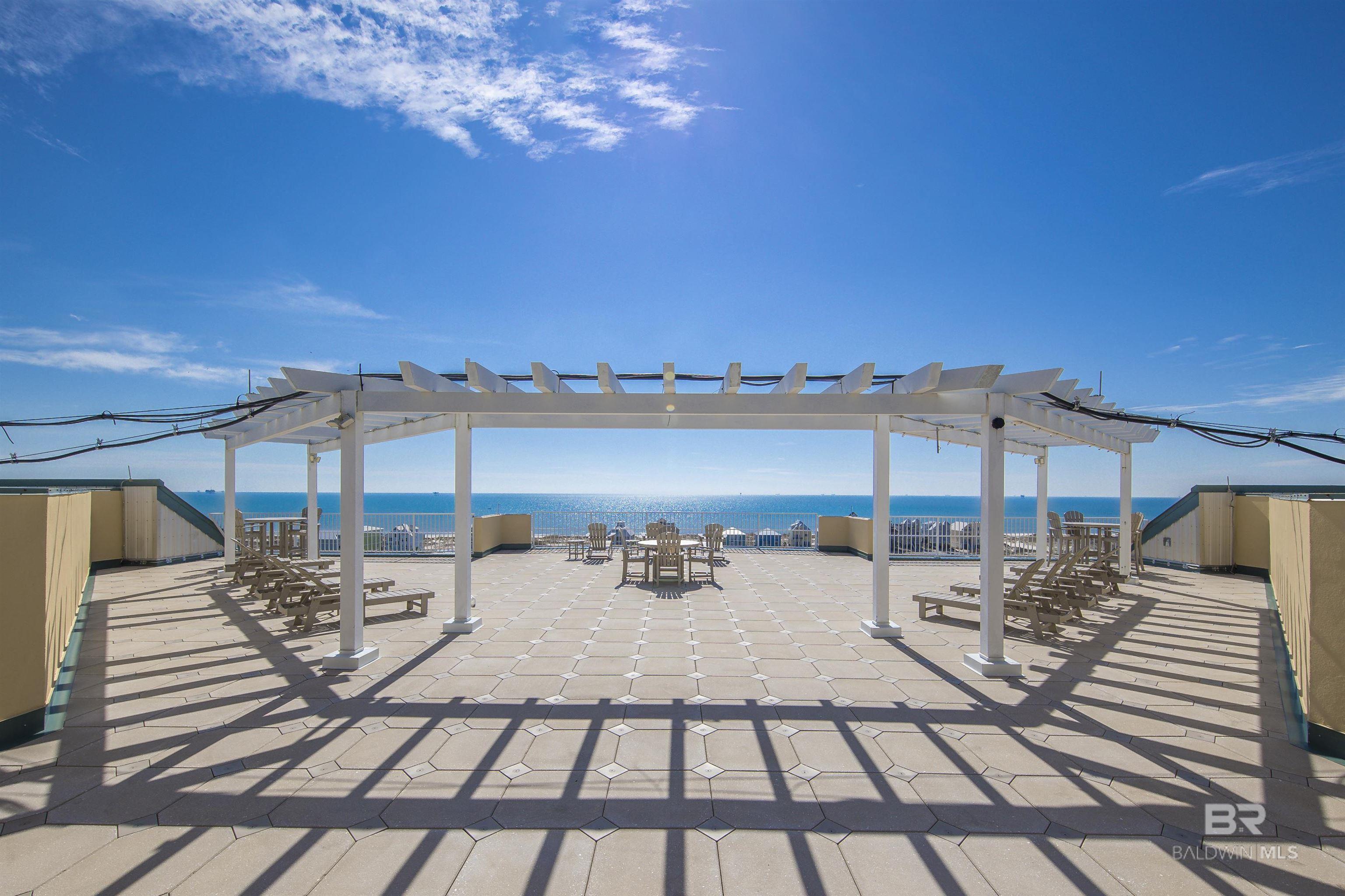 453 Dune Drive 404