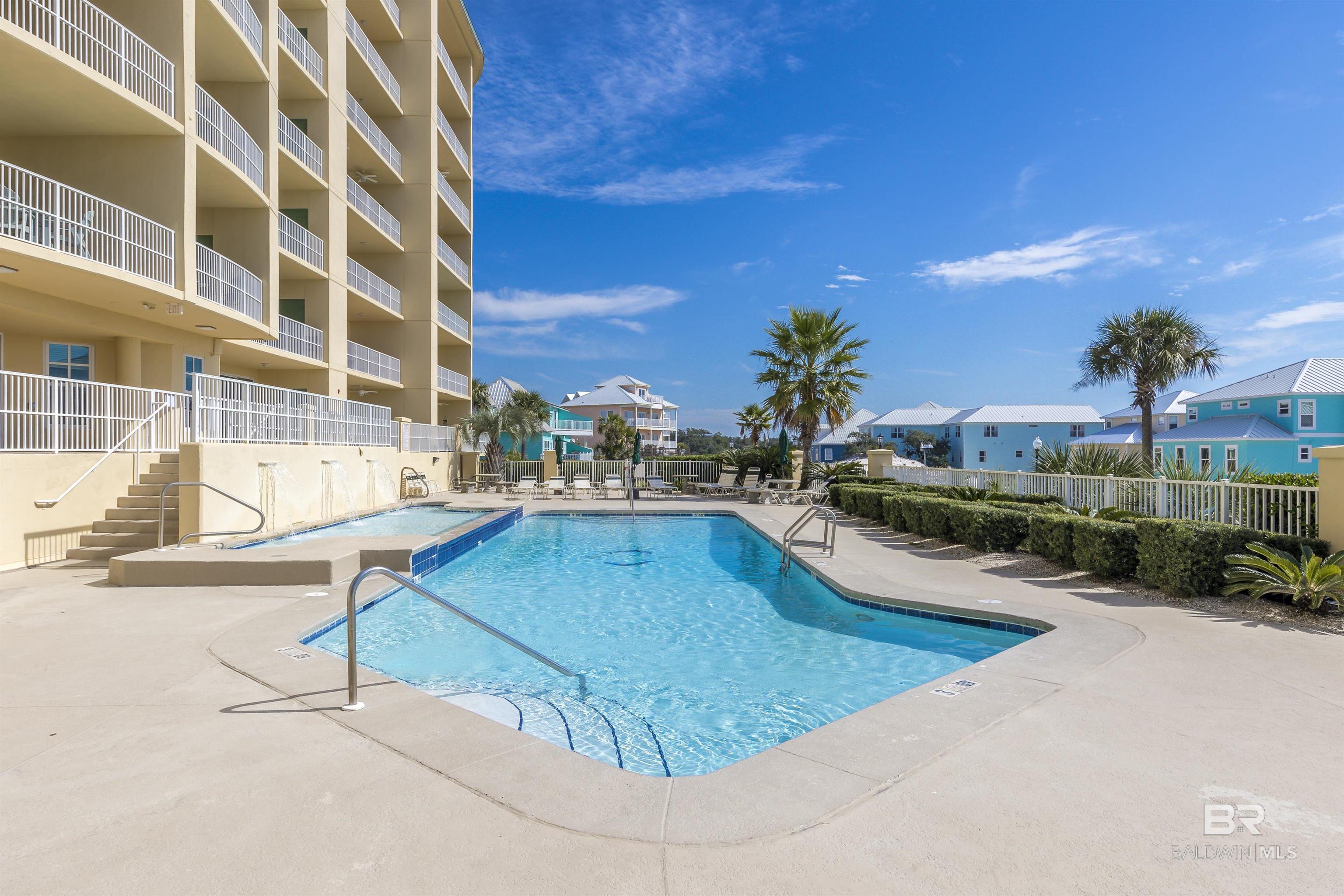 453 Dune Drive 404