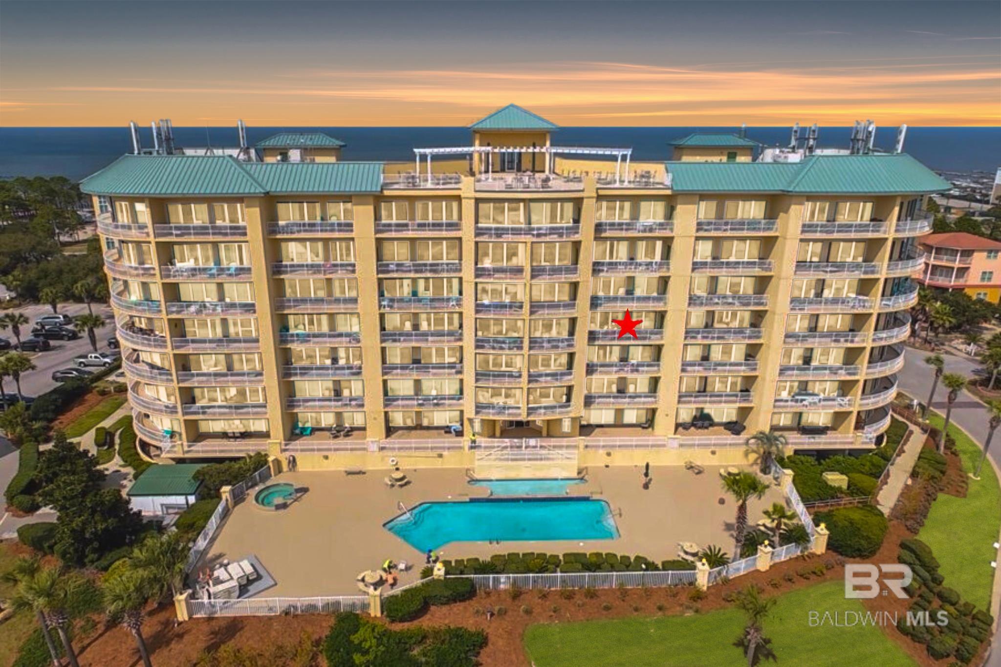453 Dune Drive 404