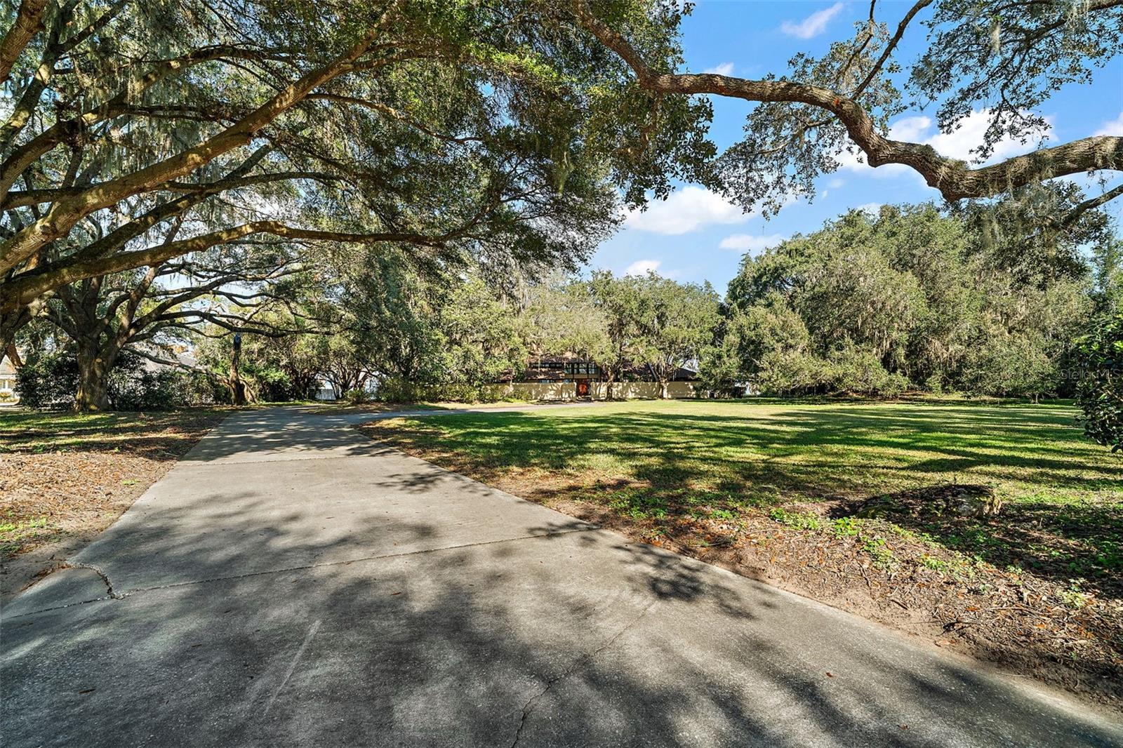 5415 BANANA POINT DR