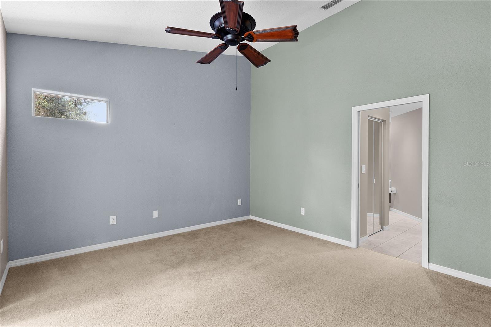 5427 ADMIRAL WAY