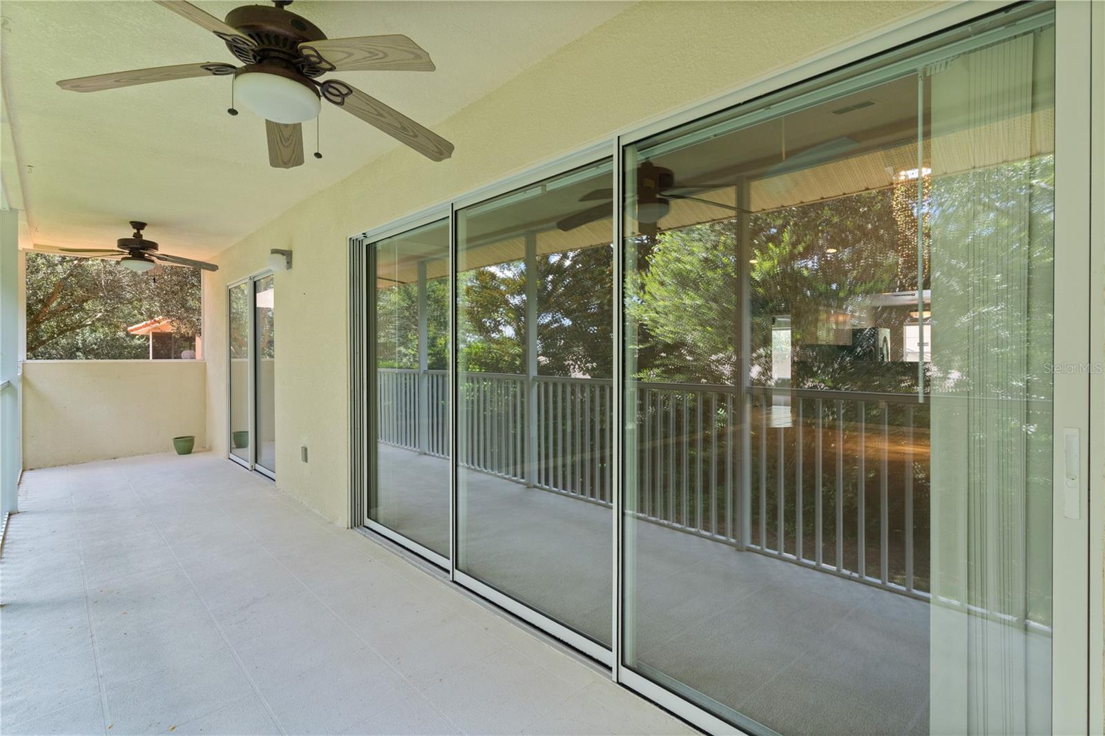 5427 ADMIRAL WAY