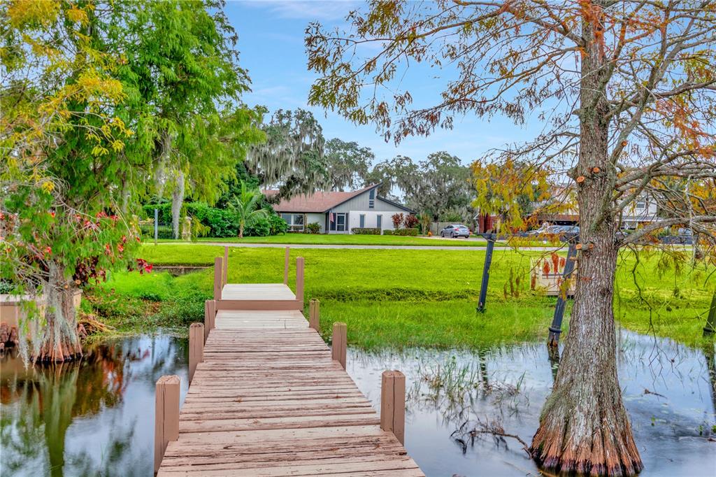 1056 LAKE ARIANA BLVD