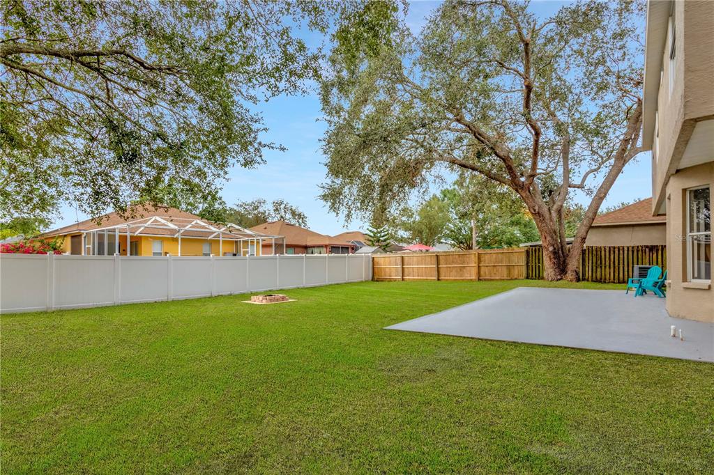 934 GRAND CANYON DR