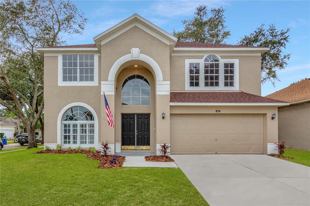 934 GRAND CANYON DR
