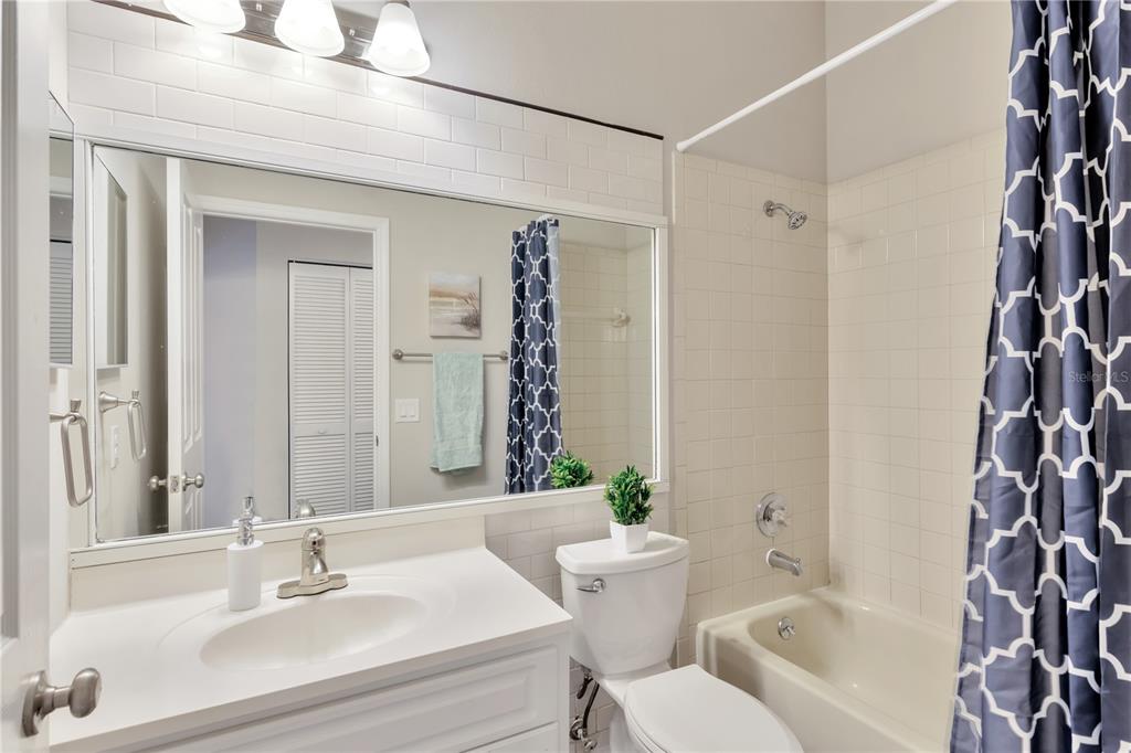 1615 PORTSMOUTH LAKE DR
