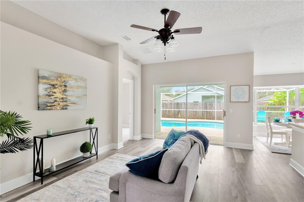 1615 PORTSMOUTH LAKE DR
