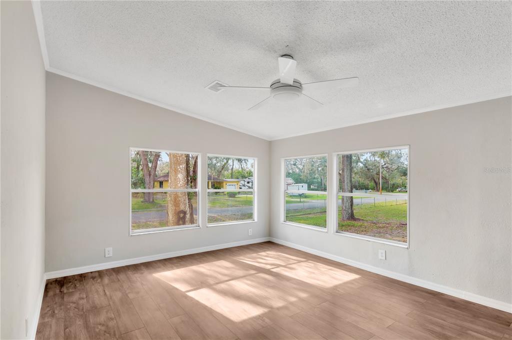 3911 ALAFIA BLVD