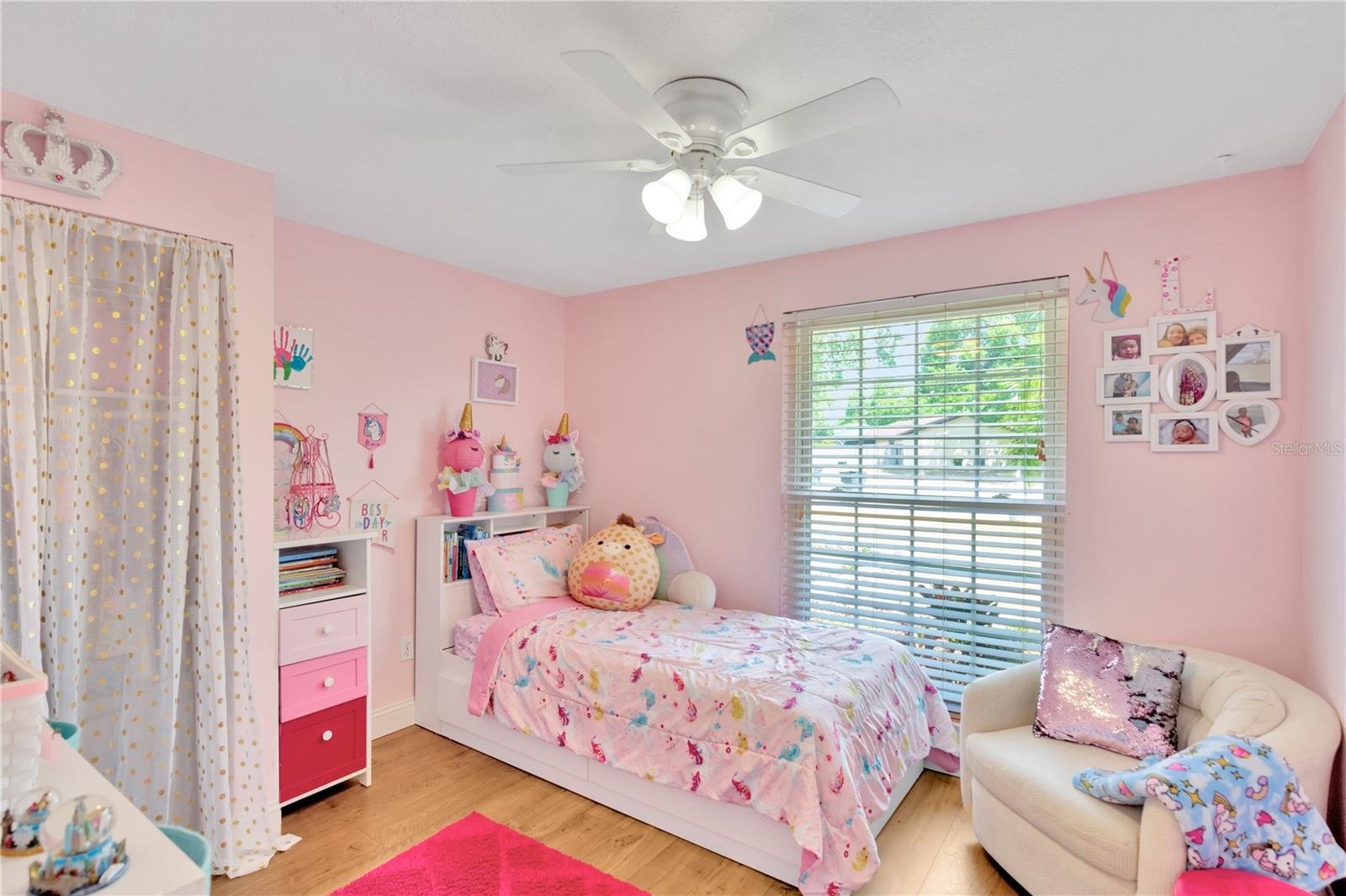 1303 FLORIDA OAK CT