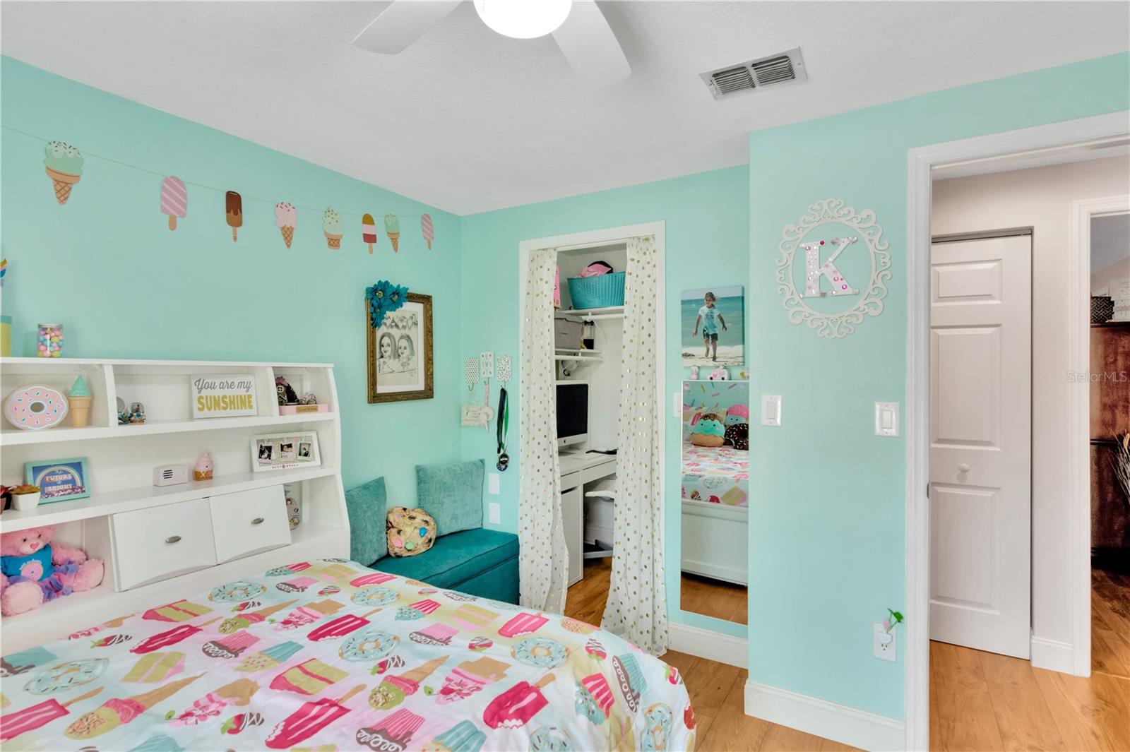 1303 FLORIDA OAK CT