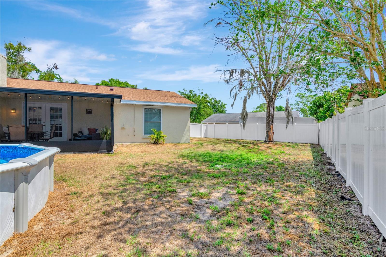 1303 FLORIDA OAK CT
