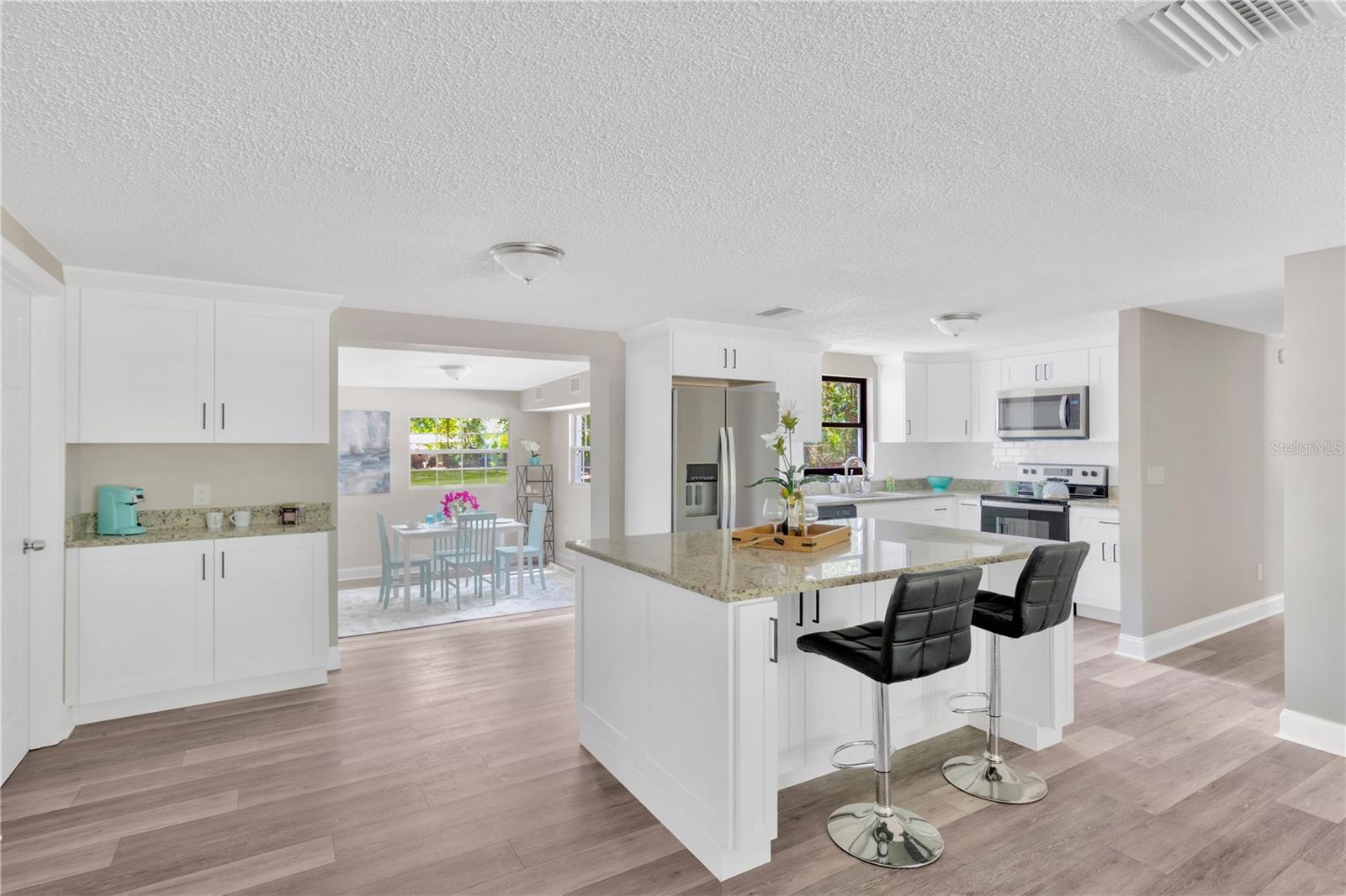12939 LINCOLN RD