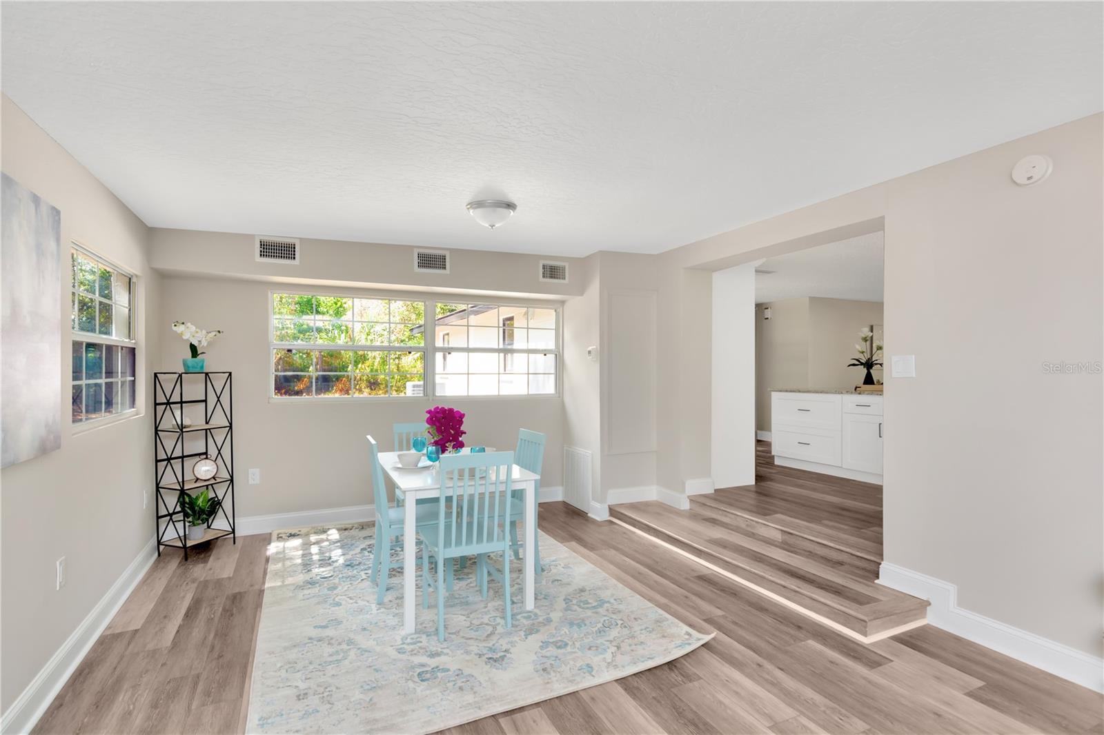 12939 LINCOLN RD