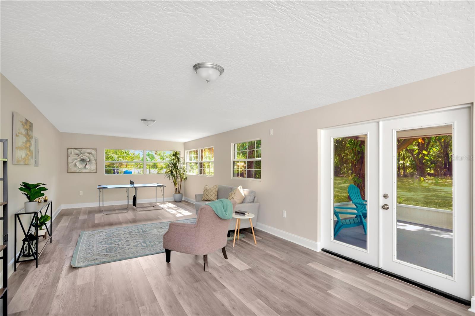 12939 LINCOLN RD