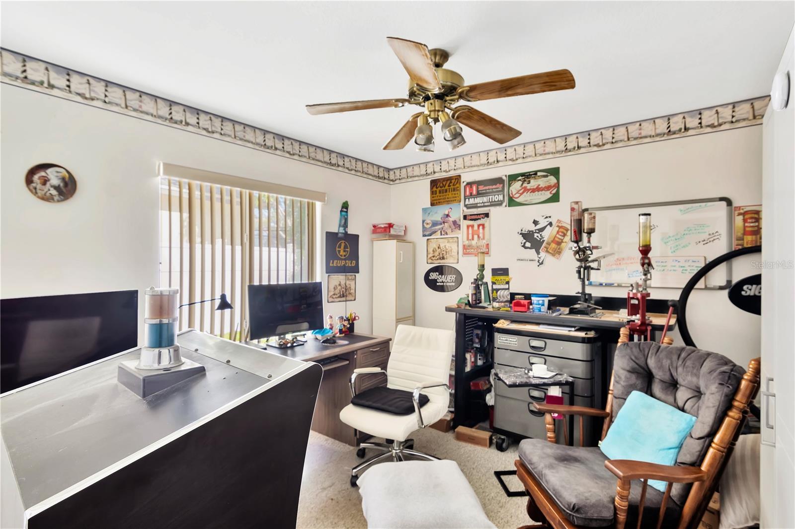 1559 JONATHAN CT