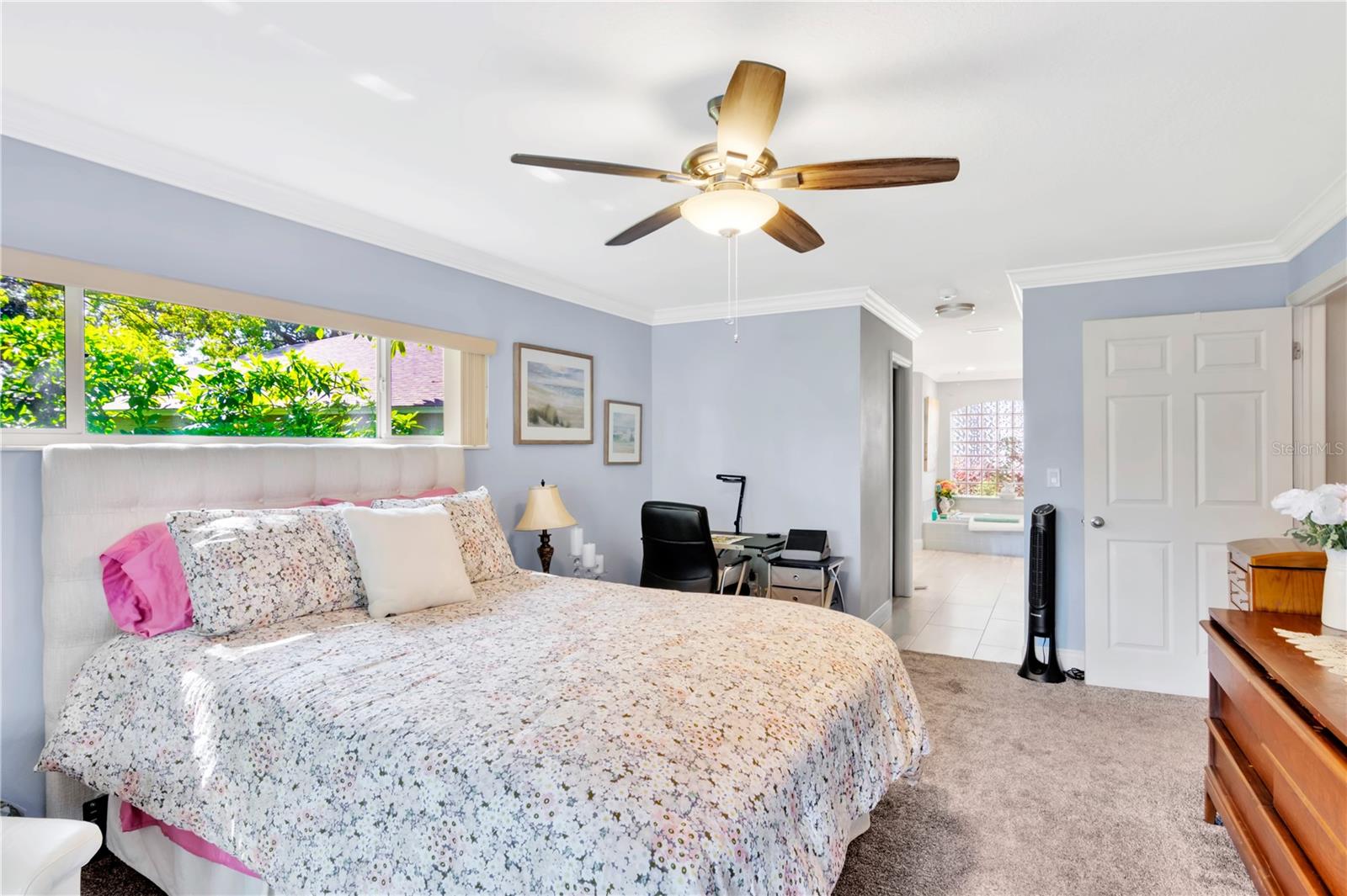 1559 JONATHAN CT