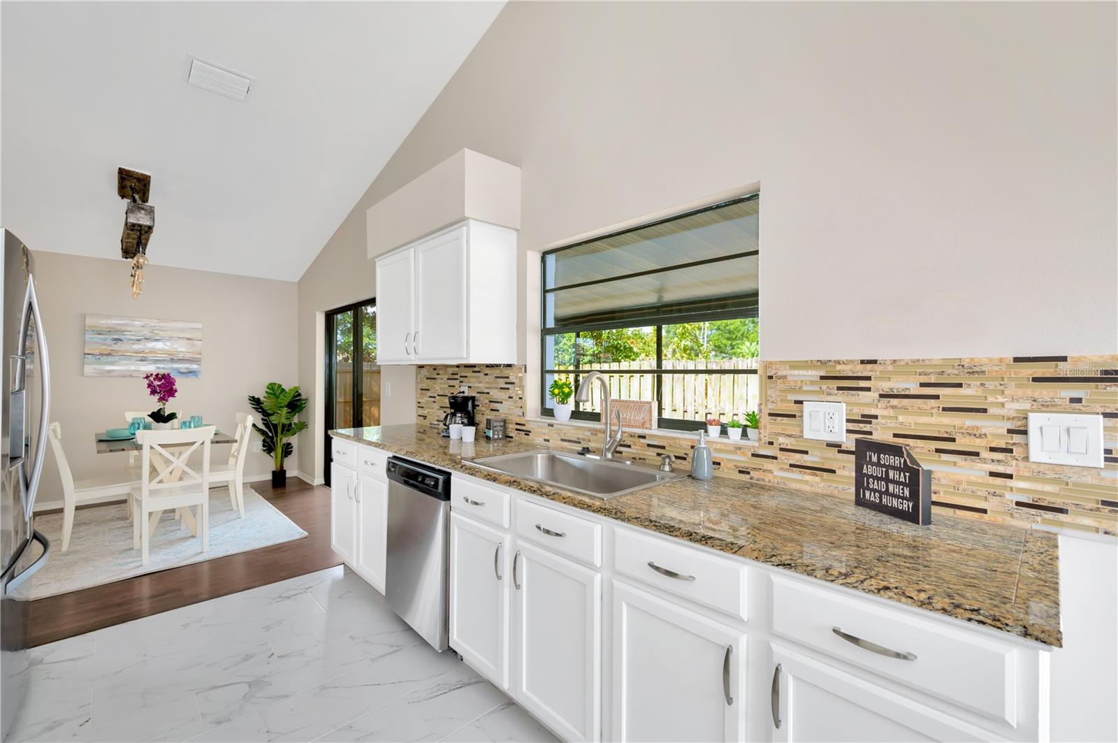 13602 LARAWAY DR