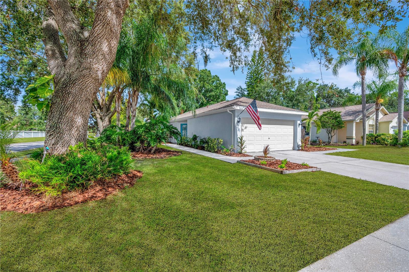 13602 LARAWAY DR