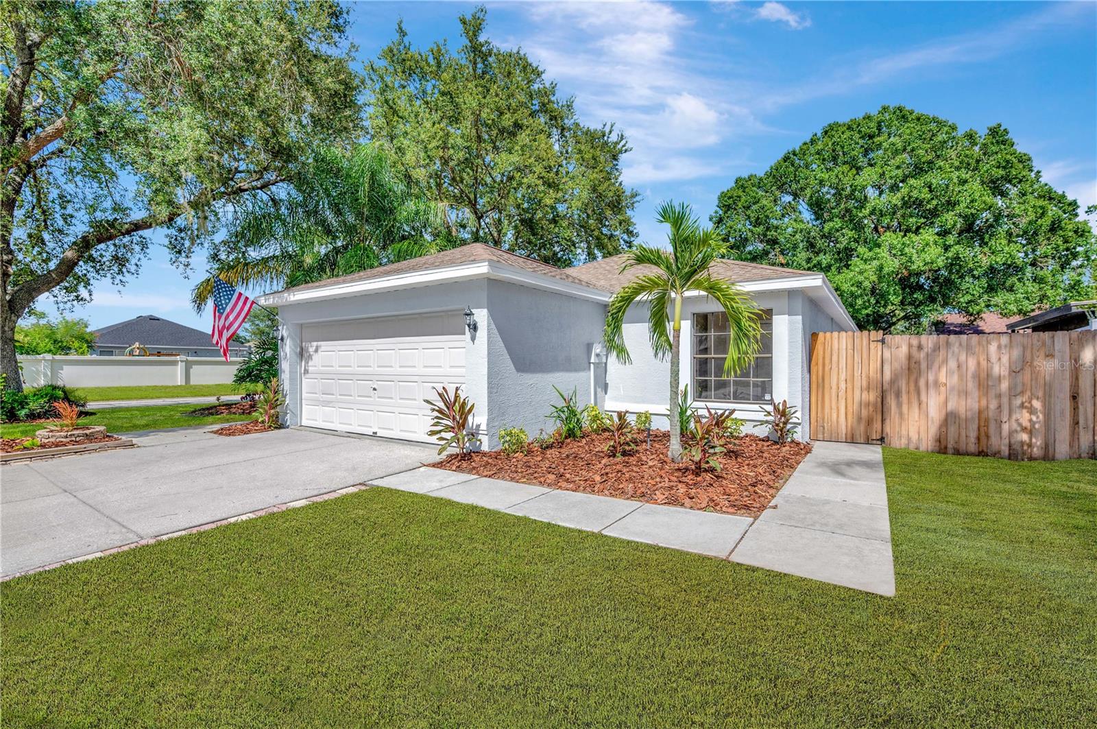 13602 LARAWAY DR