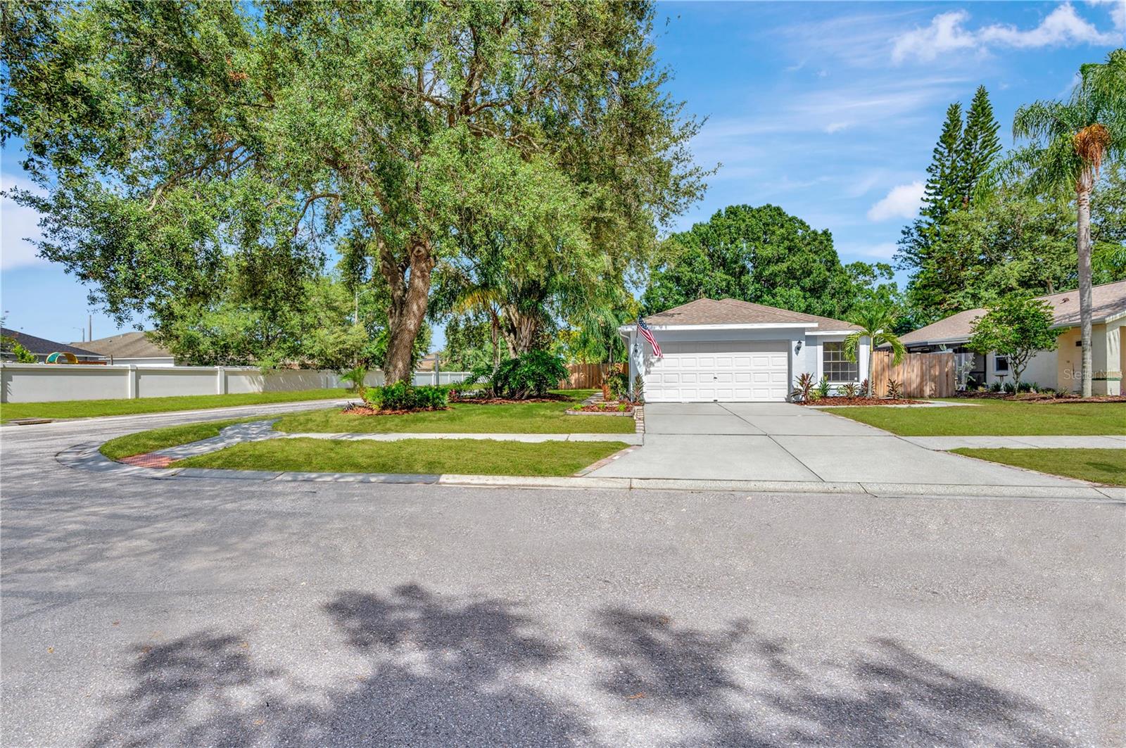13602 LARAWAY DR