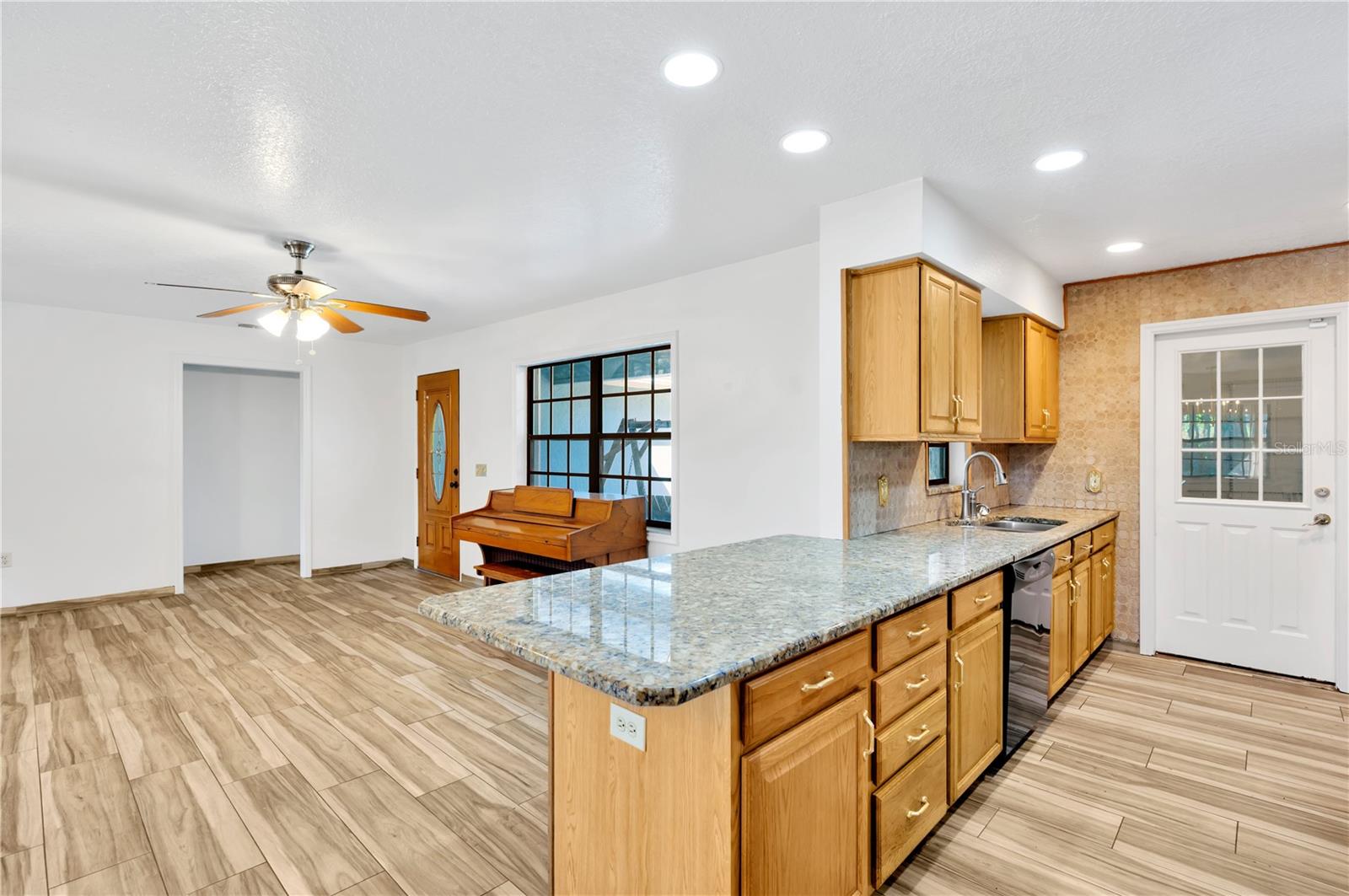 13181 E US HIGHWAY 92