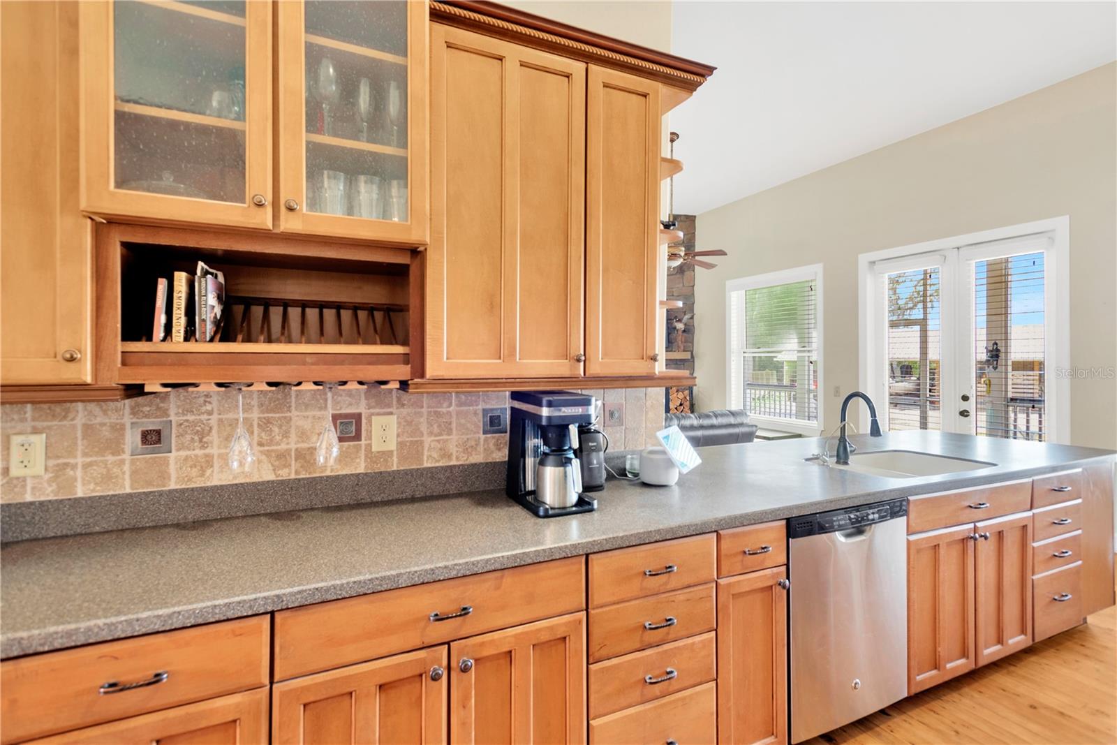 1727 SHENANDOAH RD