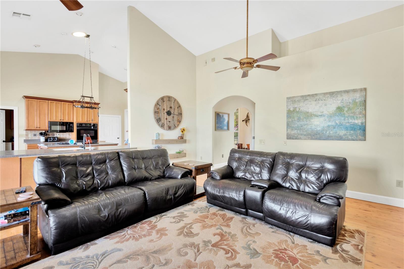 1727 SHENANDOAH RD
