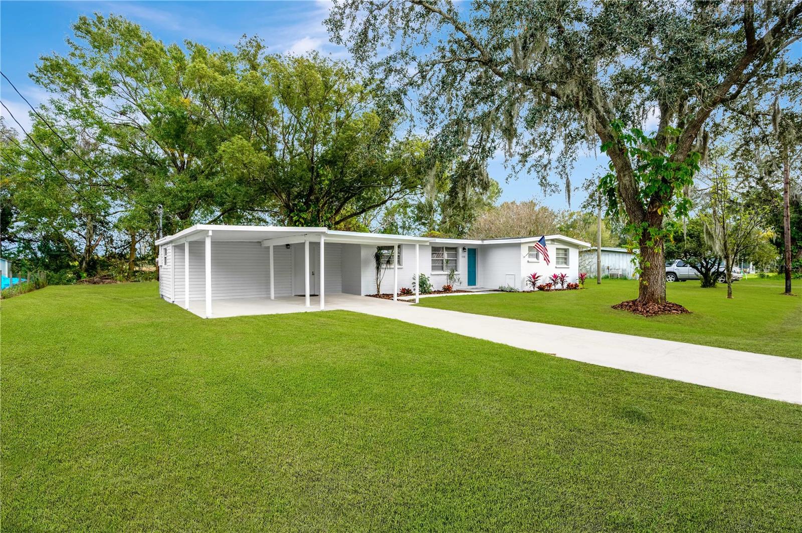 1018 DOC GAY RD