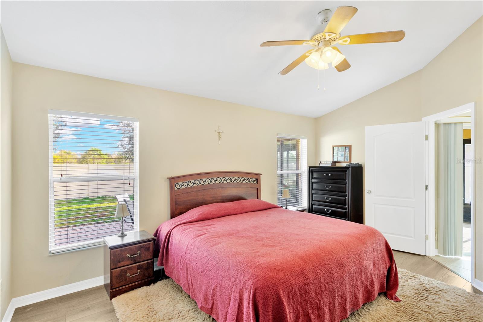 4042 LANGDRUM DR