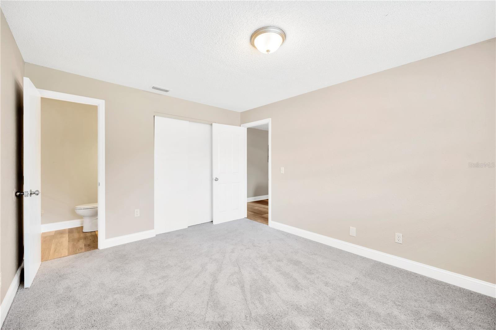 5831 LANGSTON DR