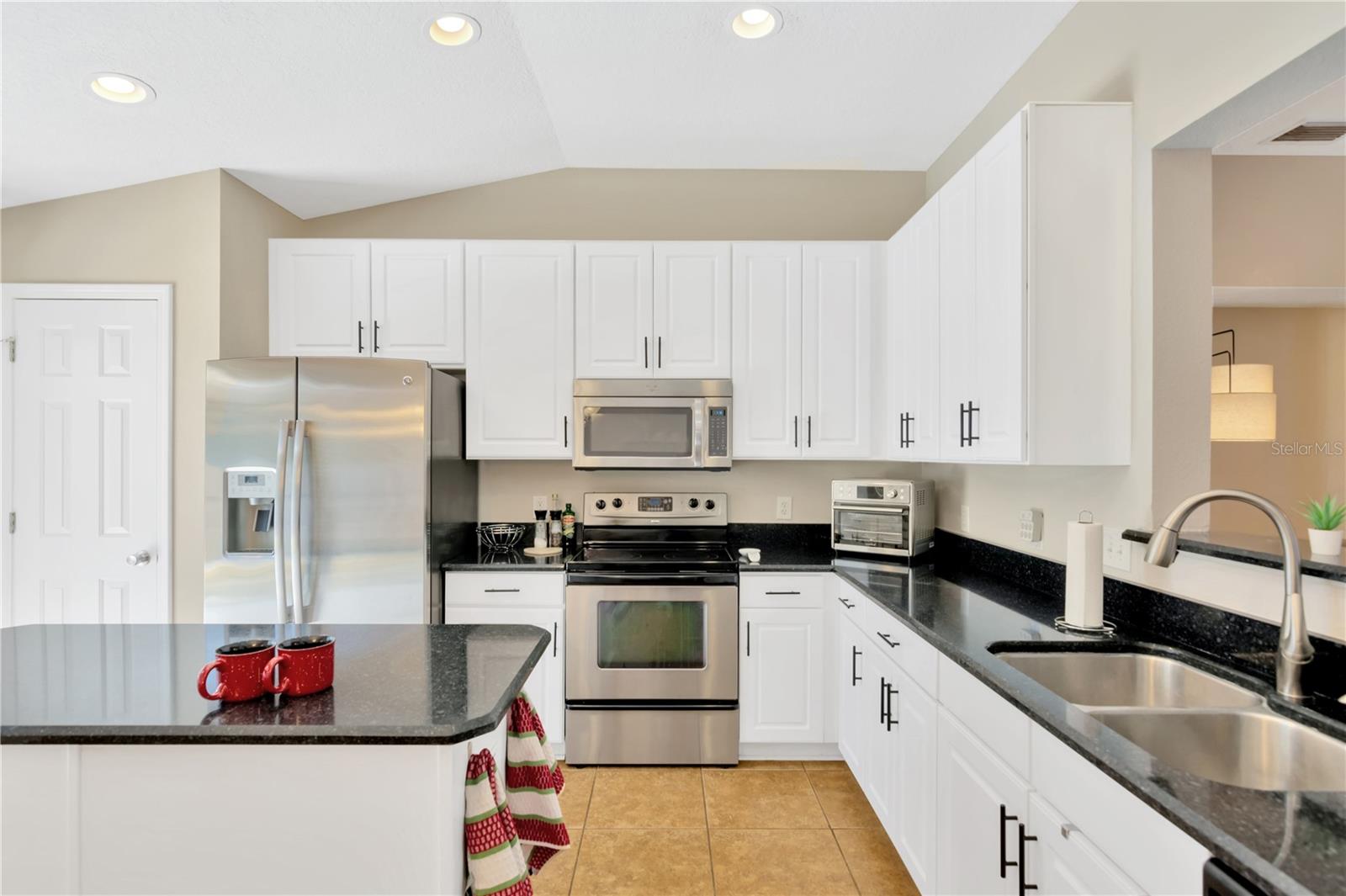 10941 SUBTLE TRAIL DR