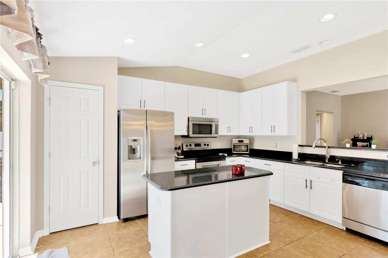10941 SUBTLE TRAIL DR