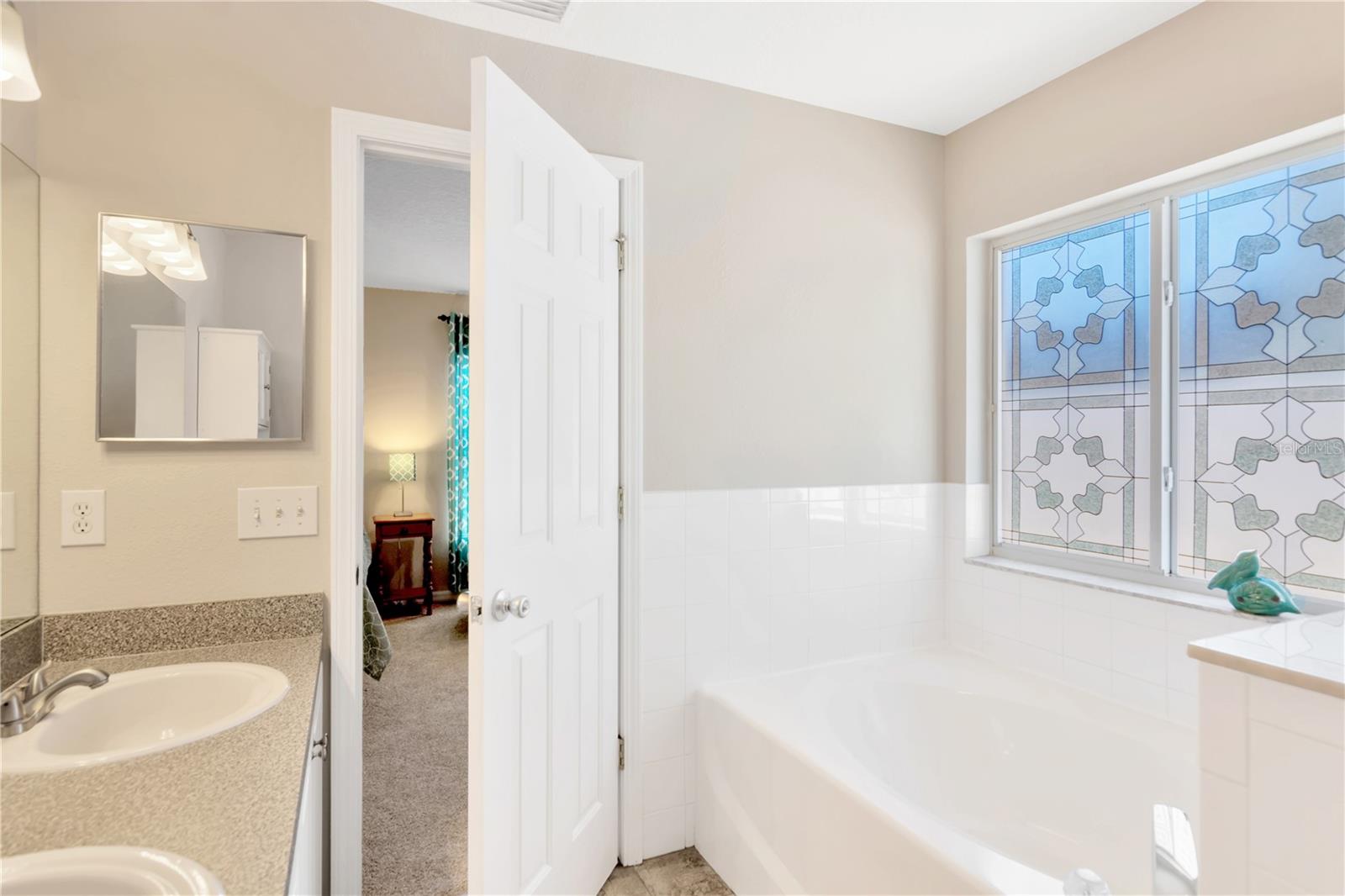 10941 SUBTLE TRAIL DR