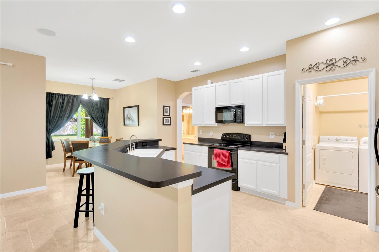 1104 FENNEL GREEN DR