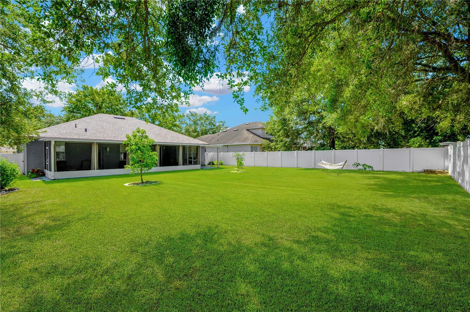 1104 FENNEL GREEN DR