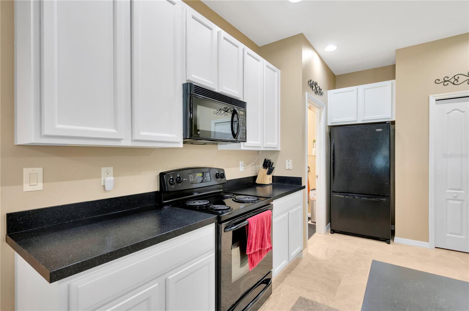 1104 FENNEL GREEN DR
