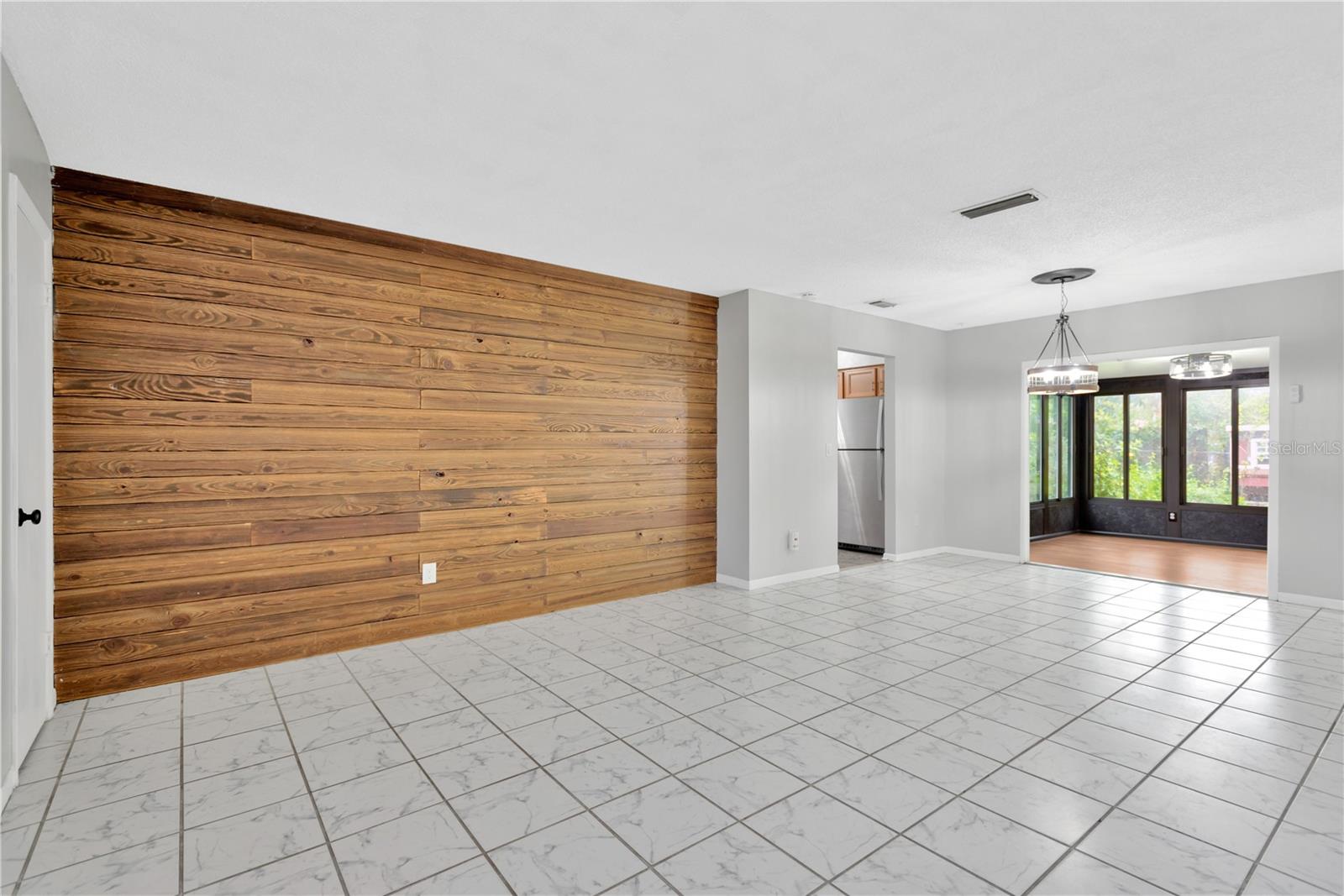 205 SHERYL LYNN DR