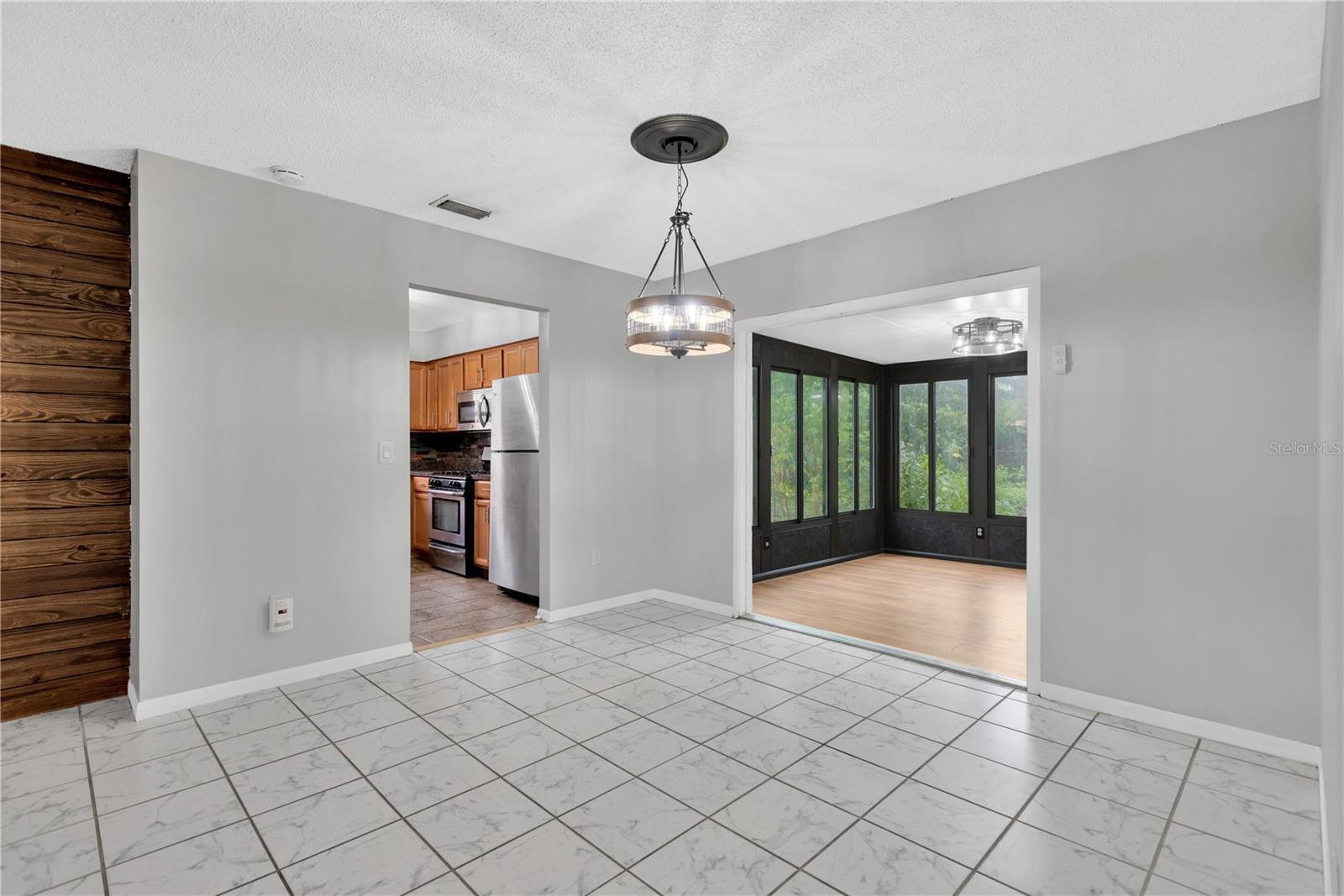 205 SHERYL LYNN DR