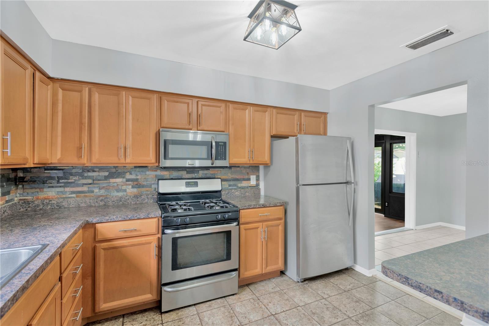 205 SHERYL LYNN DR