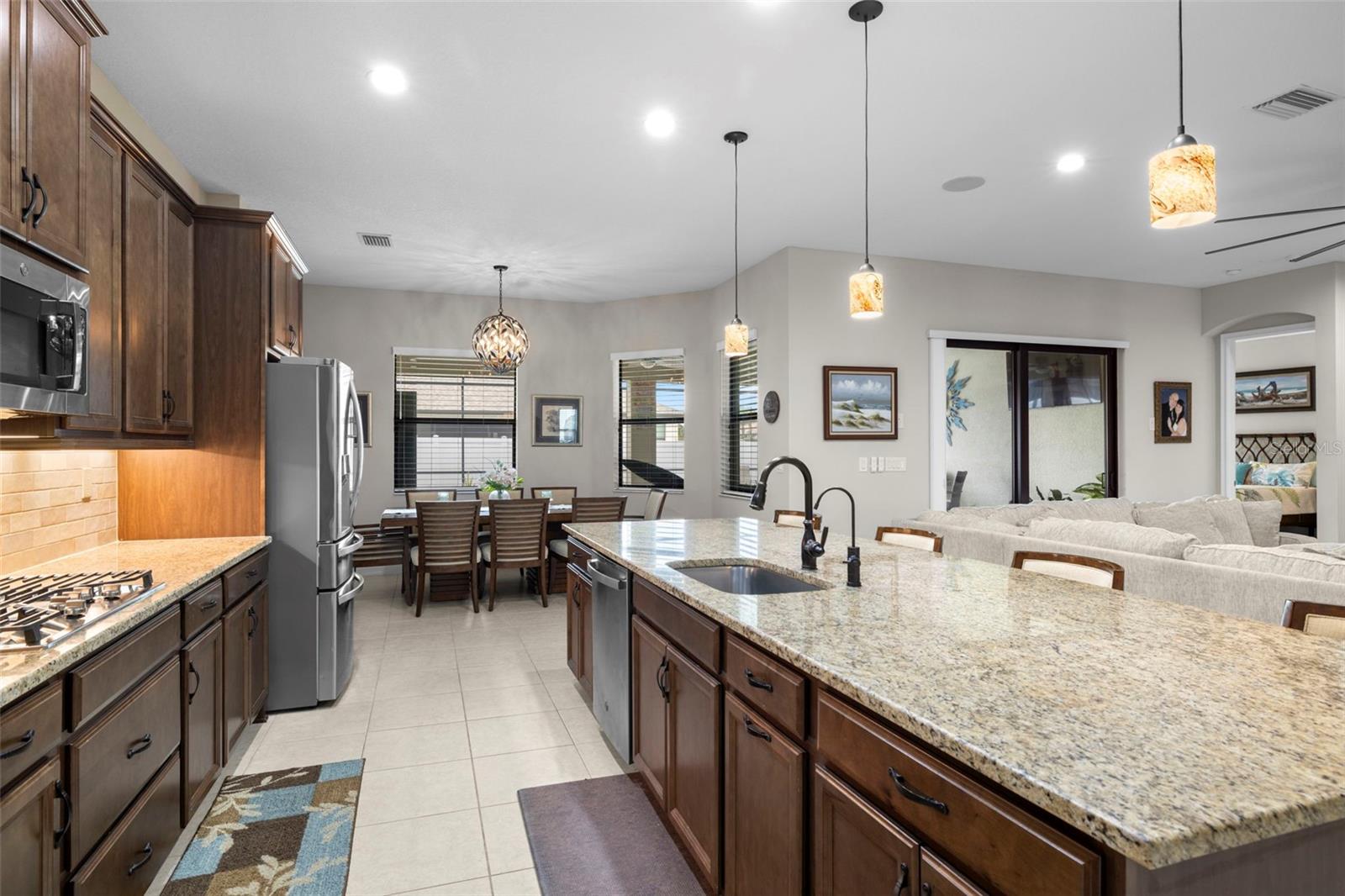 3503 GAVIOTA DR