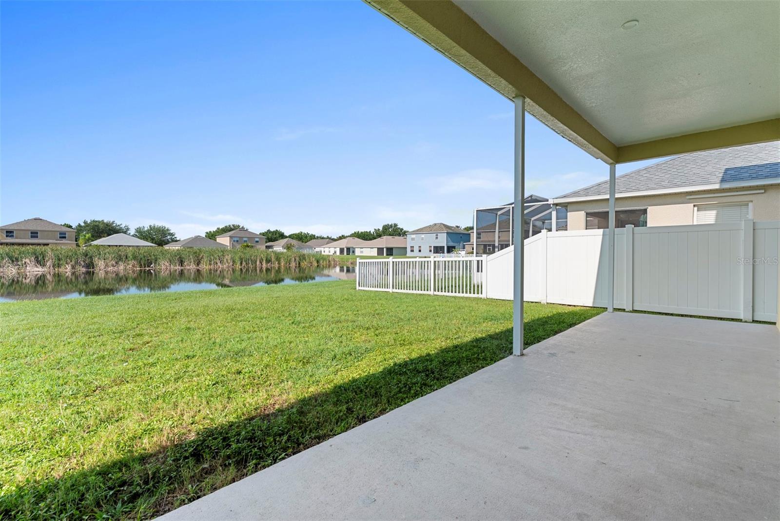2238 ROANOKE SPRINGS DR