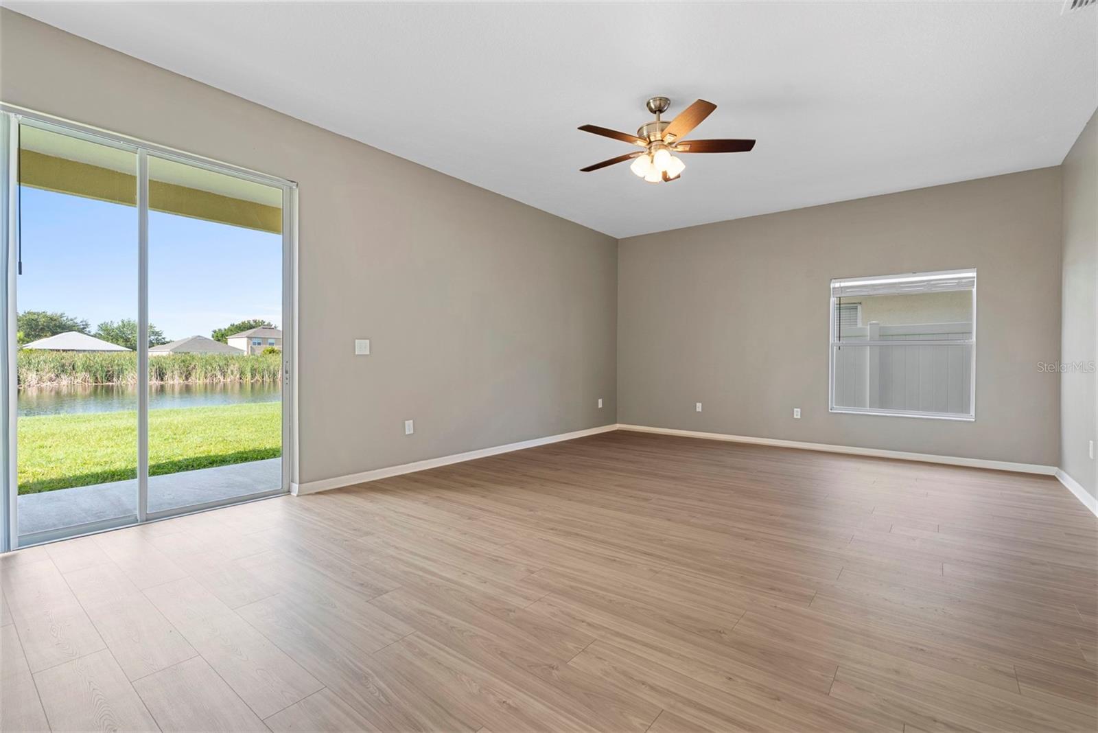 2238 ROANOKE SPRINGS DR