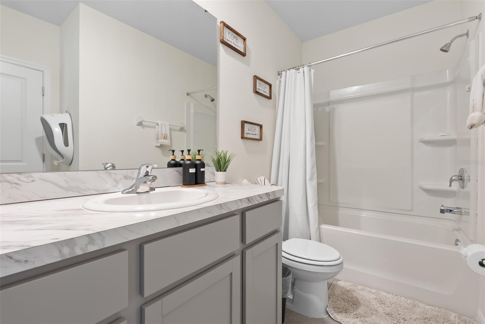 355 MANGROVE SHADE CIR