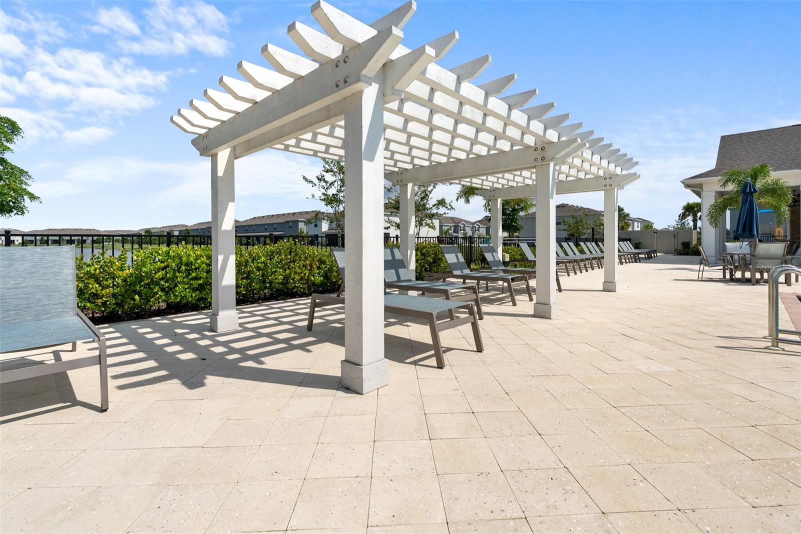 355 MANGROVE SHADE CIR
