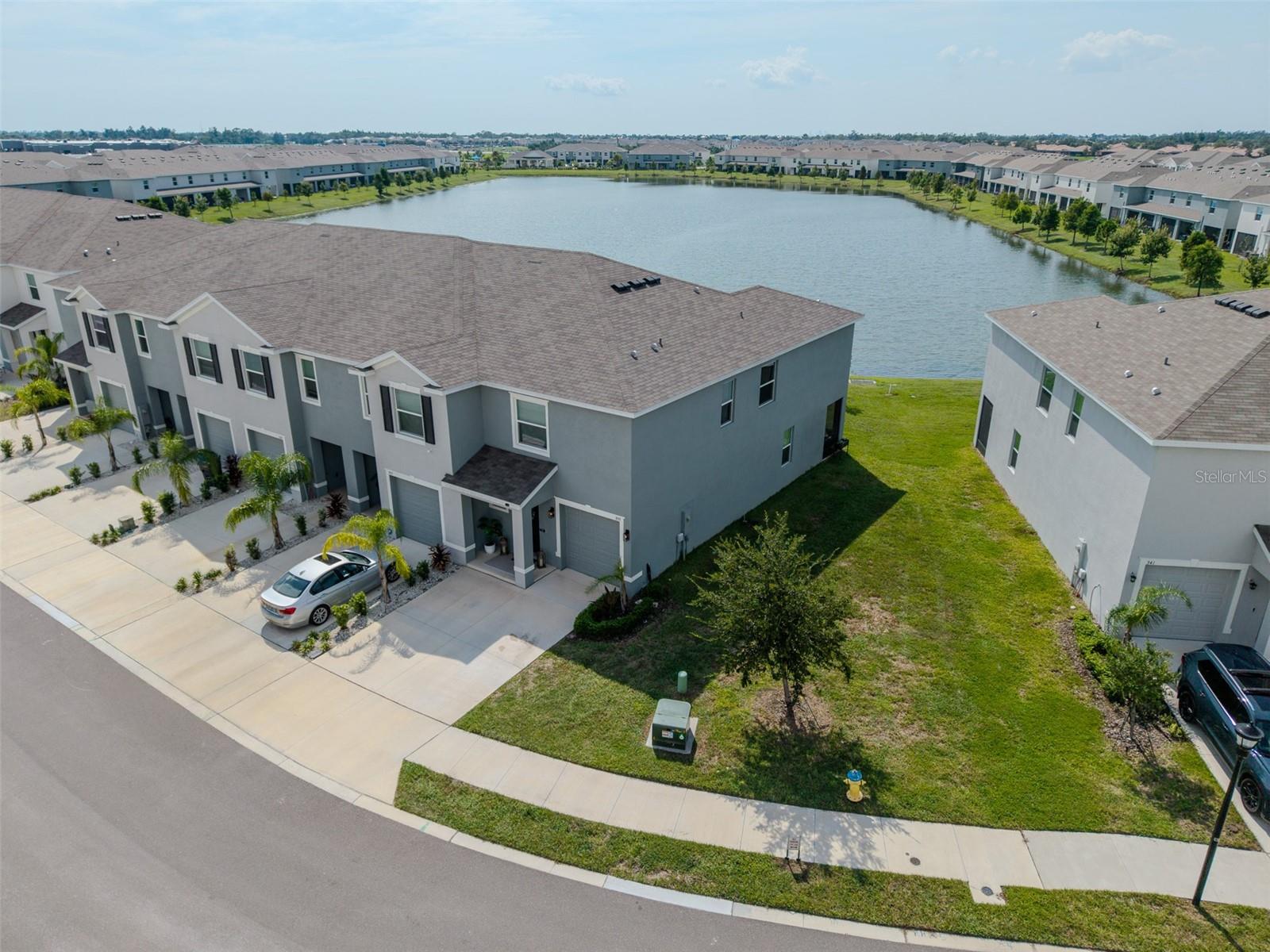 355 MANGROVE SHADE CIR