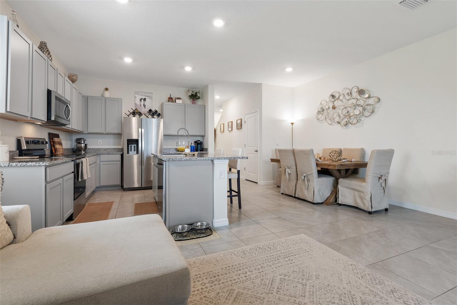 355 MANGROVE SHADE CIR