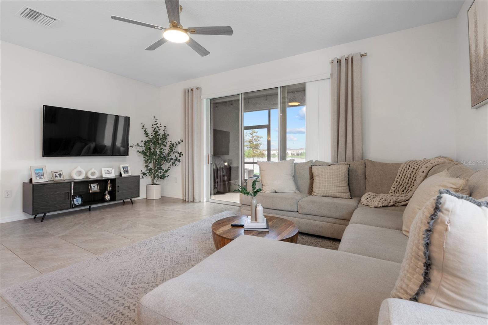 355 MANGROVE SHADE CIR