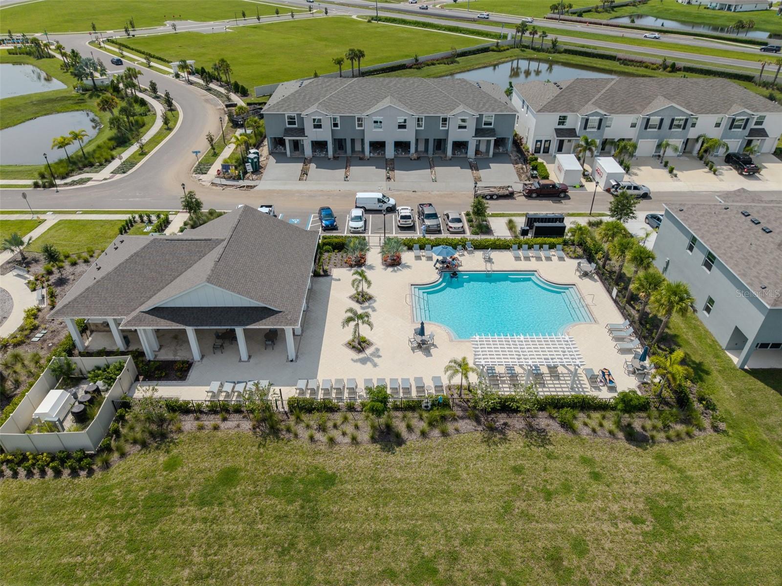 355 MANGROVE SHADE CIR
